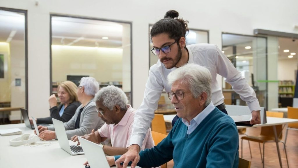 IT, edukacija, učenje, obrazovanje, Pexels