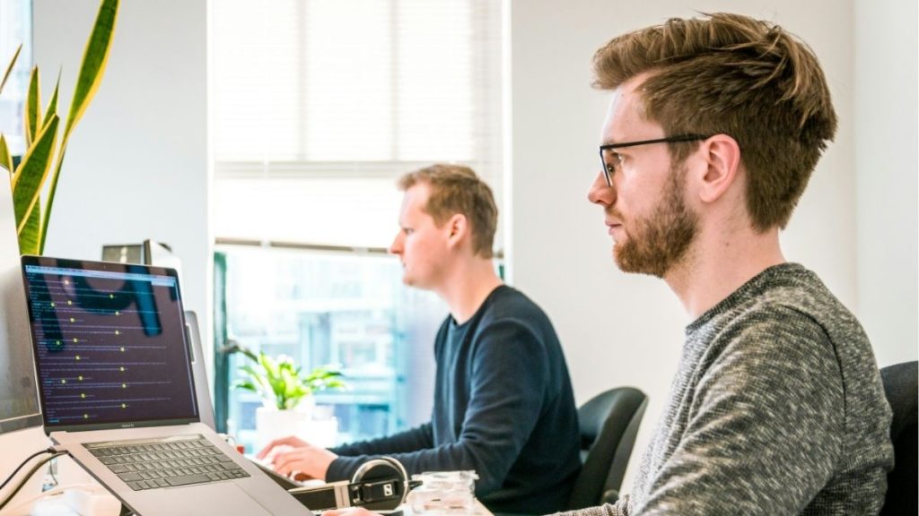 Zaposlenici, tvrtka, organizacija, Shadow IT, Unsplash